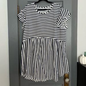 Cute flutter sleeve tshirt dress! Blue and White Stripe